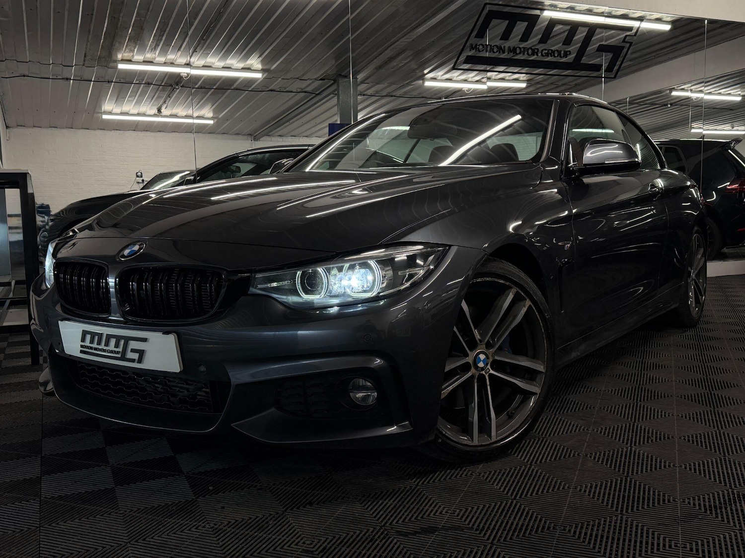 Used BMW 4 Series 2018 for sale - 77768091: Photo 2