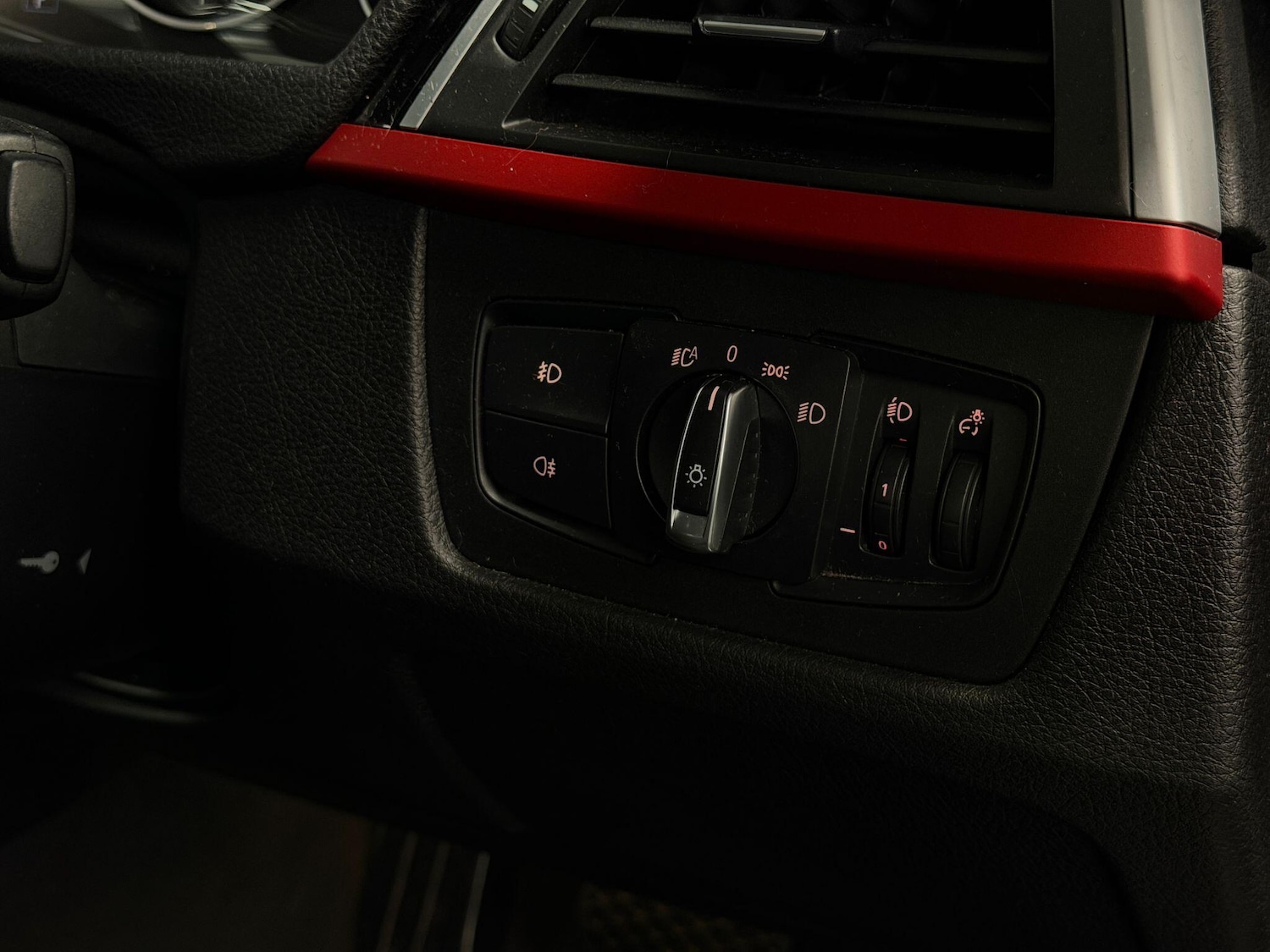 Used BMW 3 Series for sale - 77898328: Photo 16