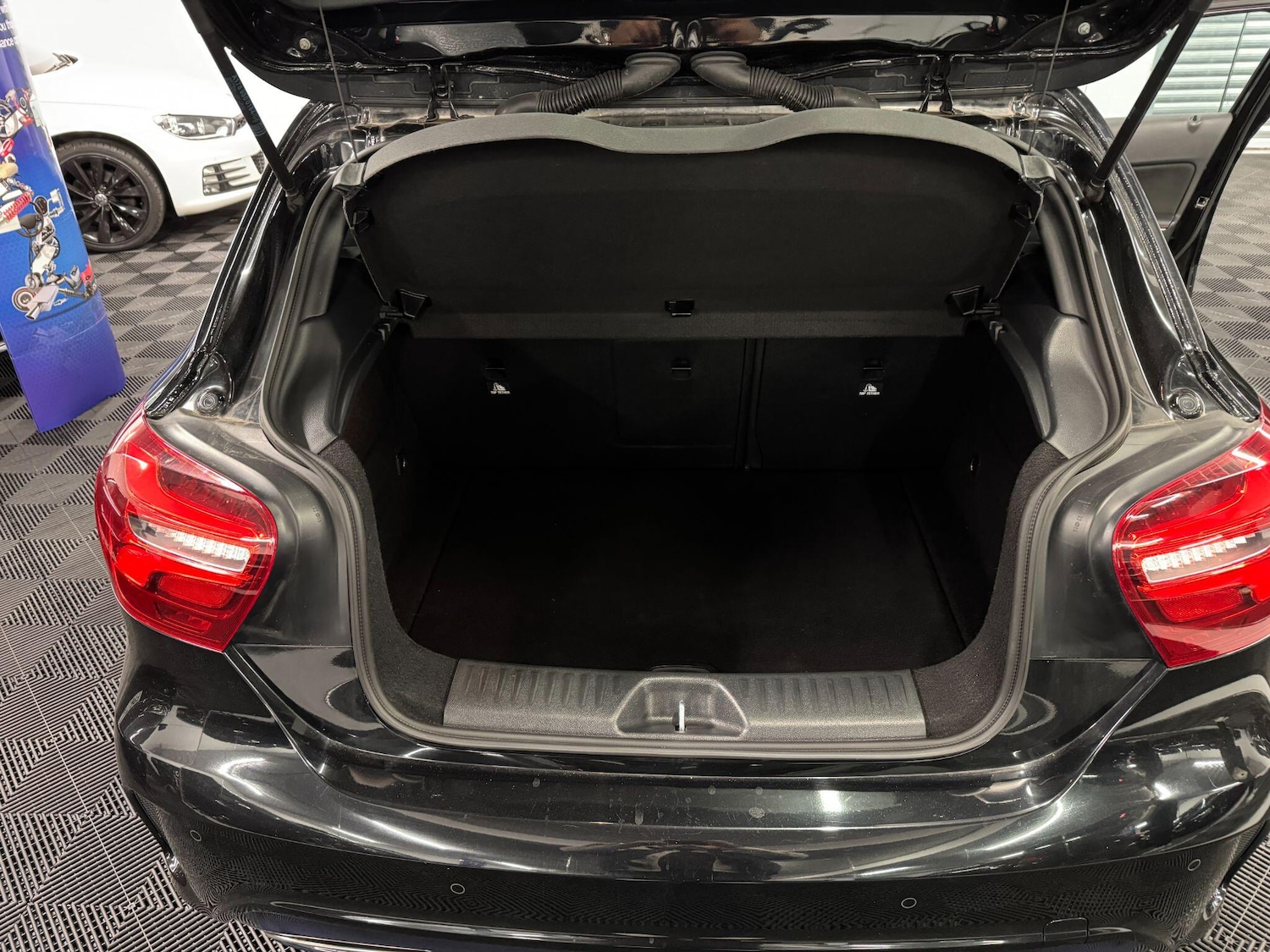 Used Mercedes-Benz A-Class 2017 for sale - 77490090: Photo 43