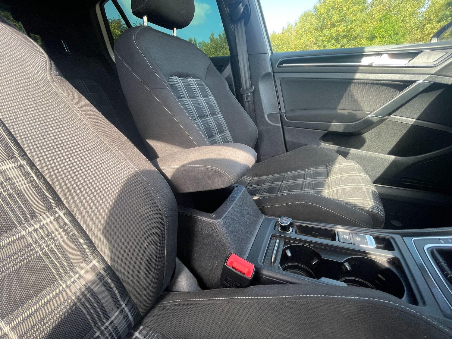 Used Volkswagen Golf 2014 for sale - 78007102: Photo 17