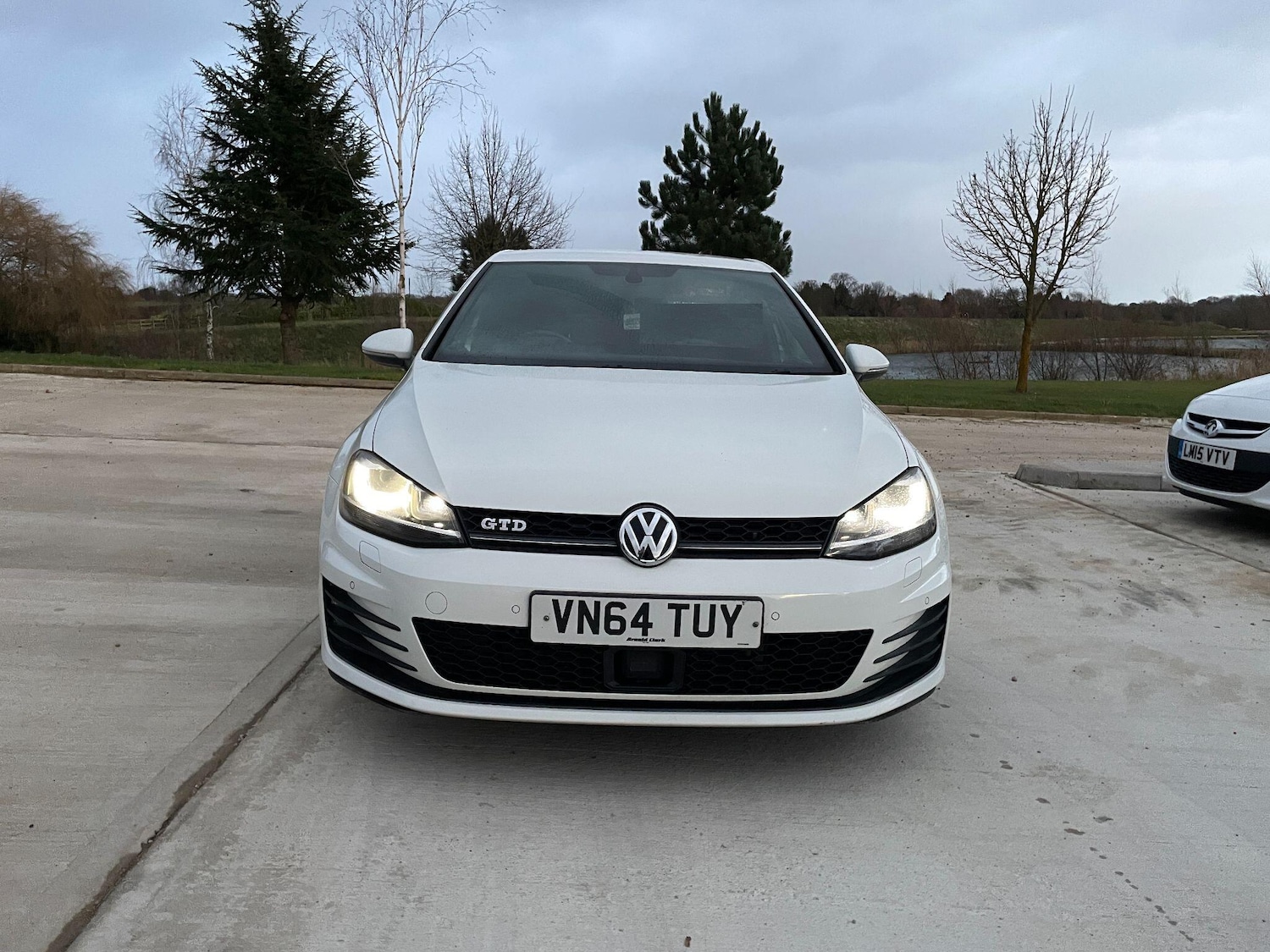 Used Volkswagen Golf 2014 for sale - 78007102: Photo 2