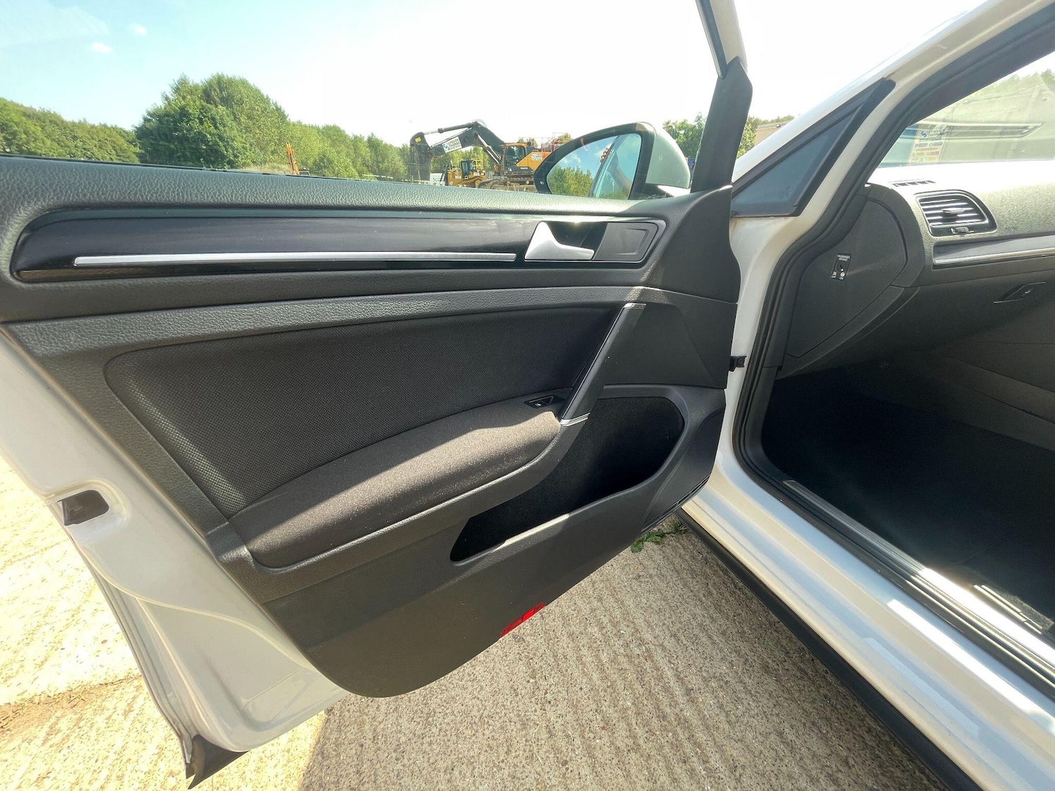 Used Volkswagen Golf 2014 for sale - 78007102: Photo 20