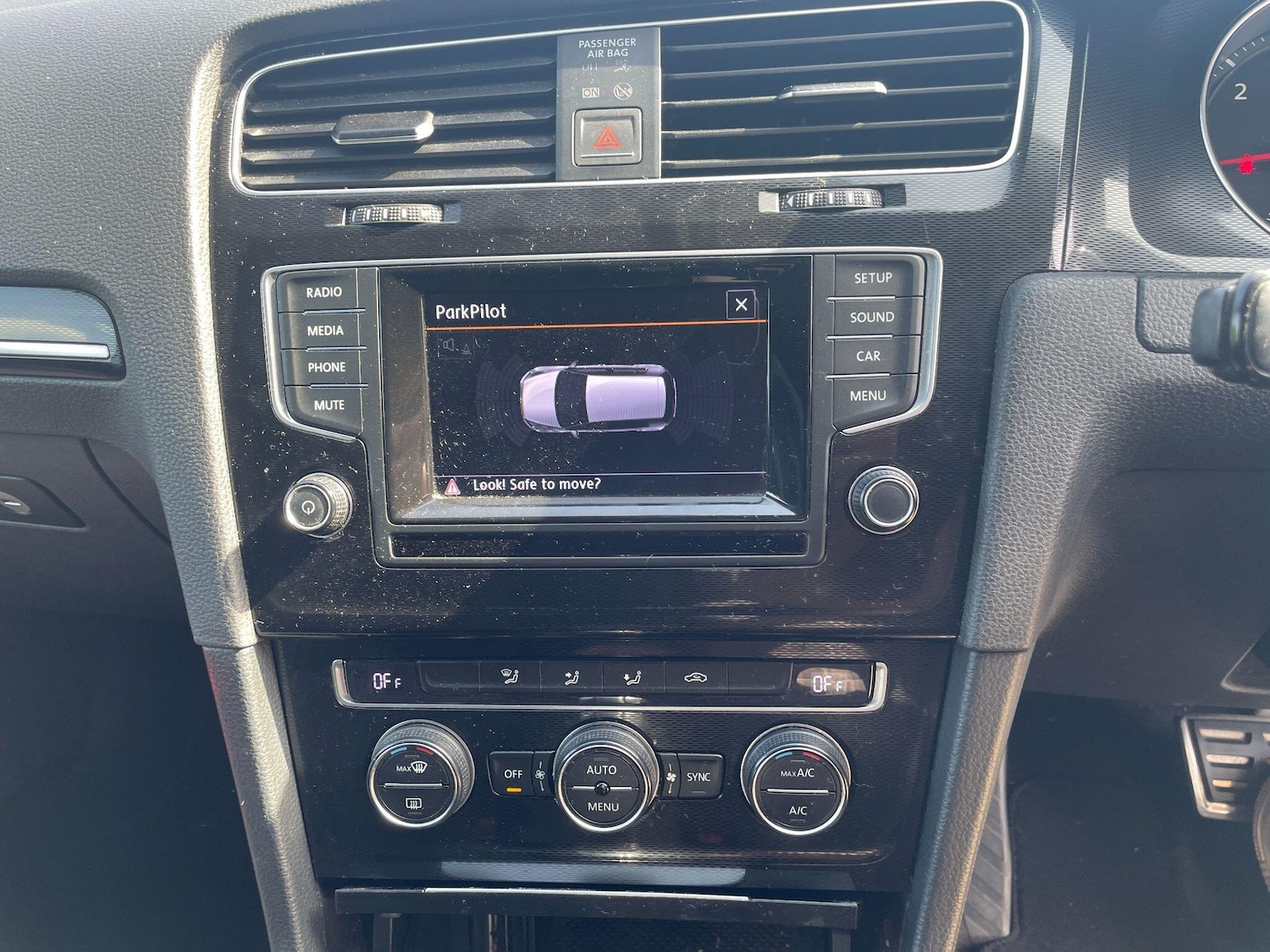 Used Volkswagen Golf 2014 for sale - 78007102: Photo 22