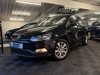 Used Volkswagen Polo 2015 for sale - 78648669: Photo