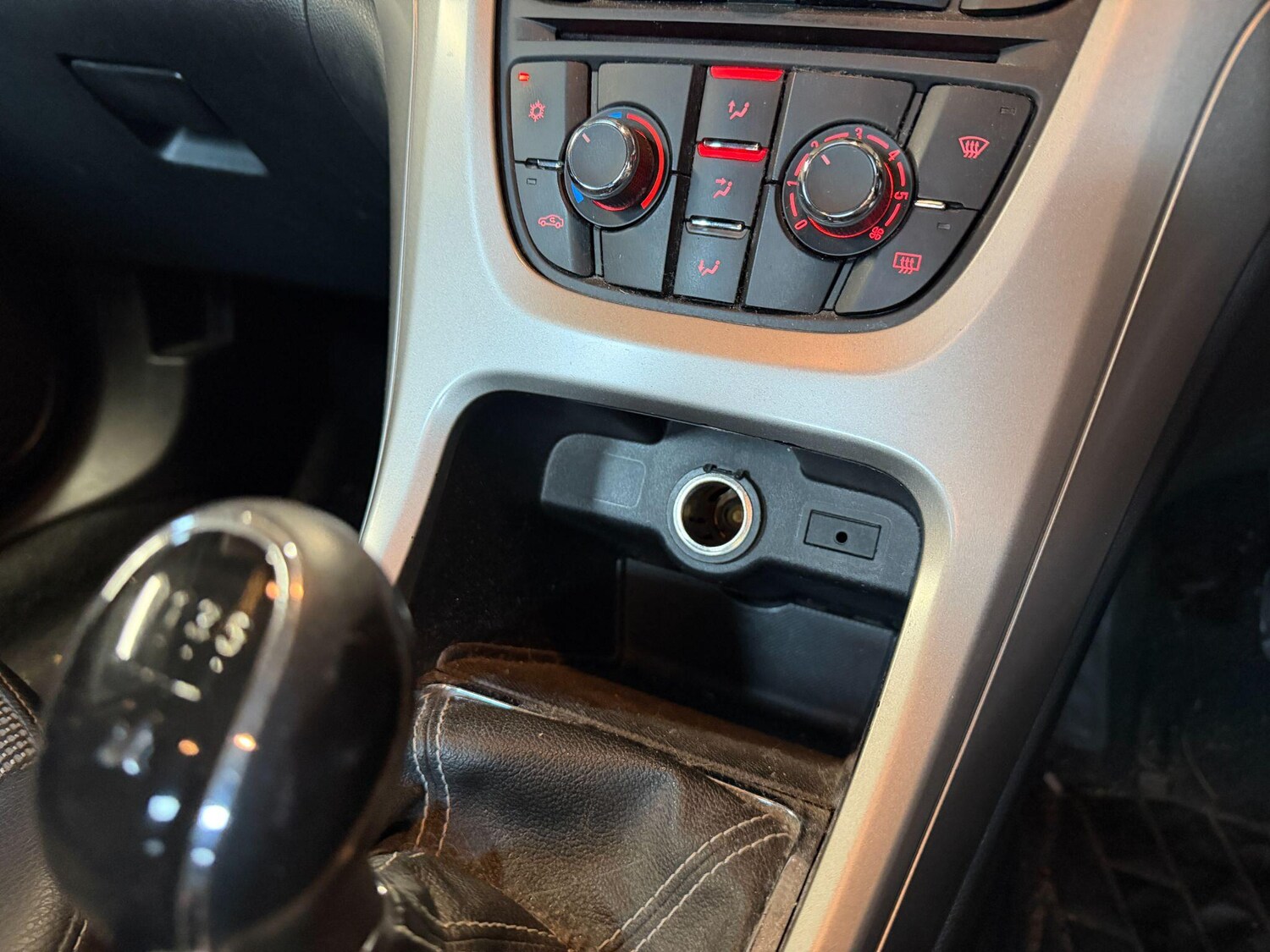 Used Vauxhall Astra for sale - 78214308: Photo 18