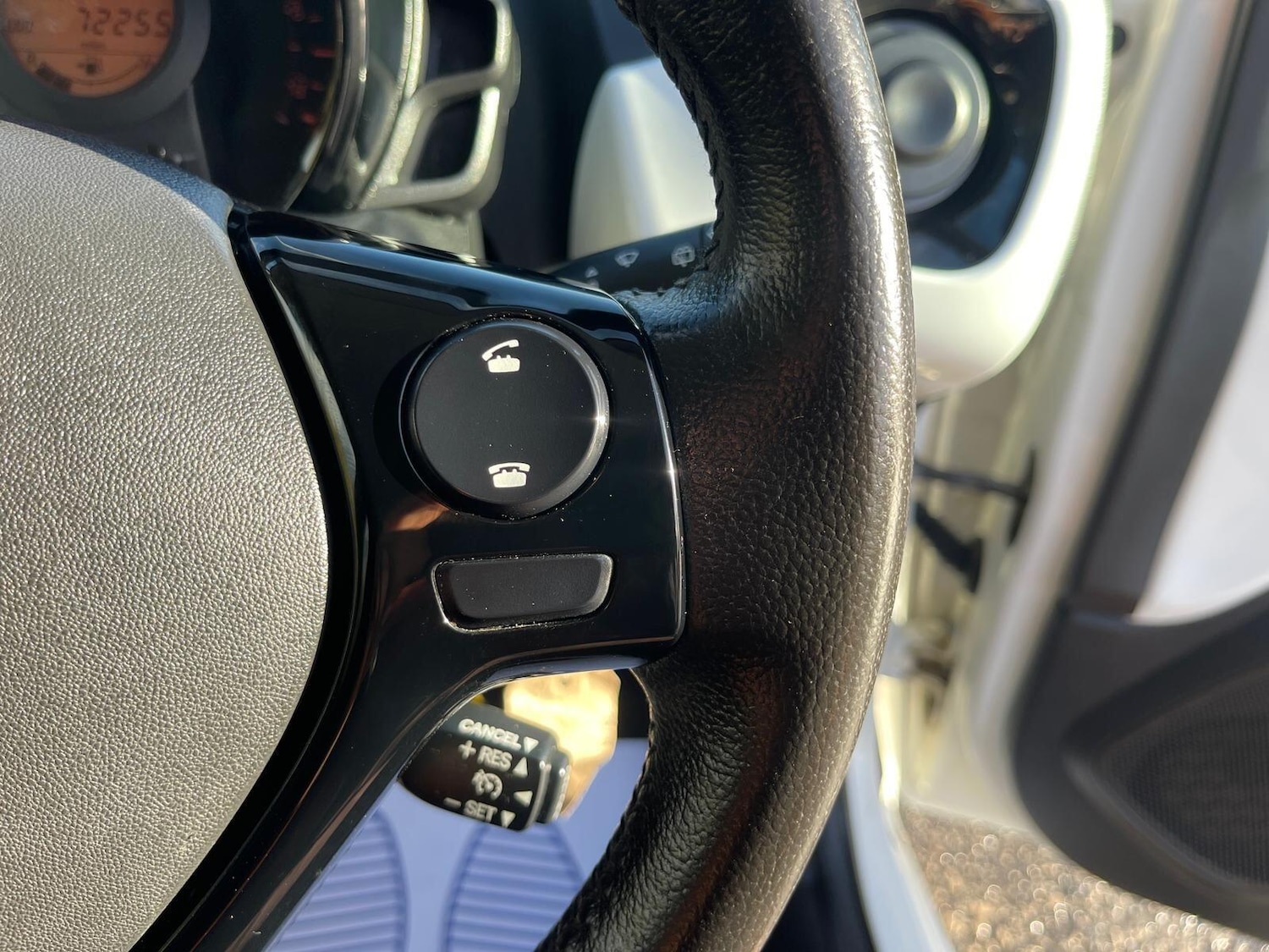 Used Toyota AYGO 2017 for sale - 76593430: Photo 28