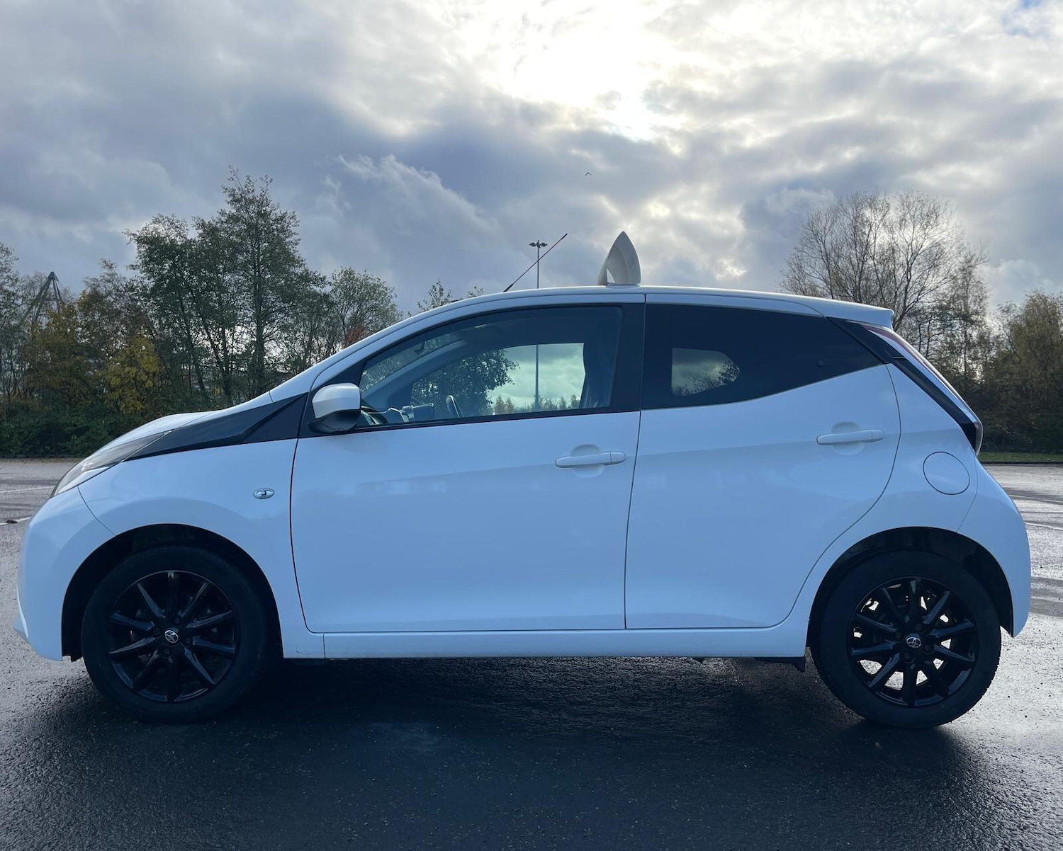 Used Toyota AYGO 2017 for sale - 76593430: Photo 8