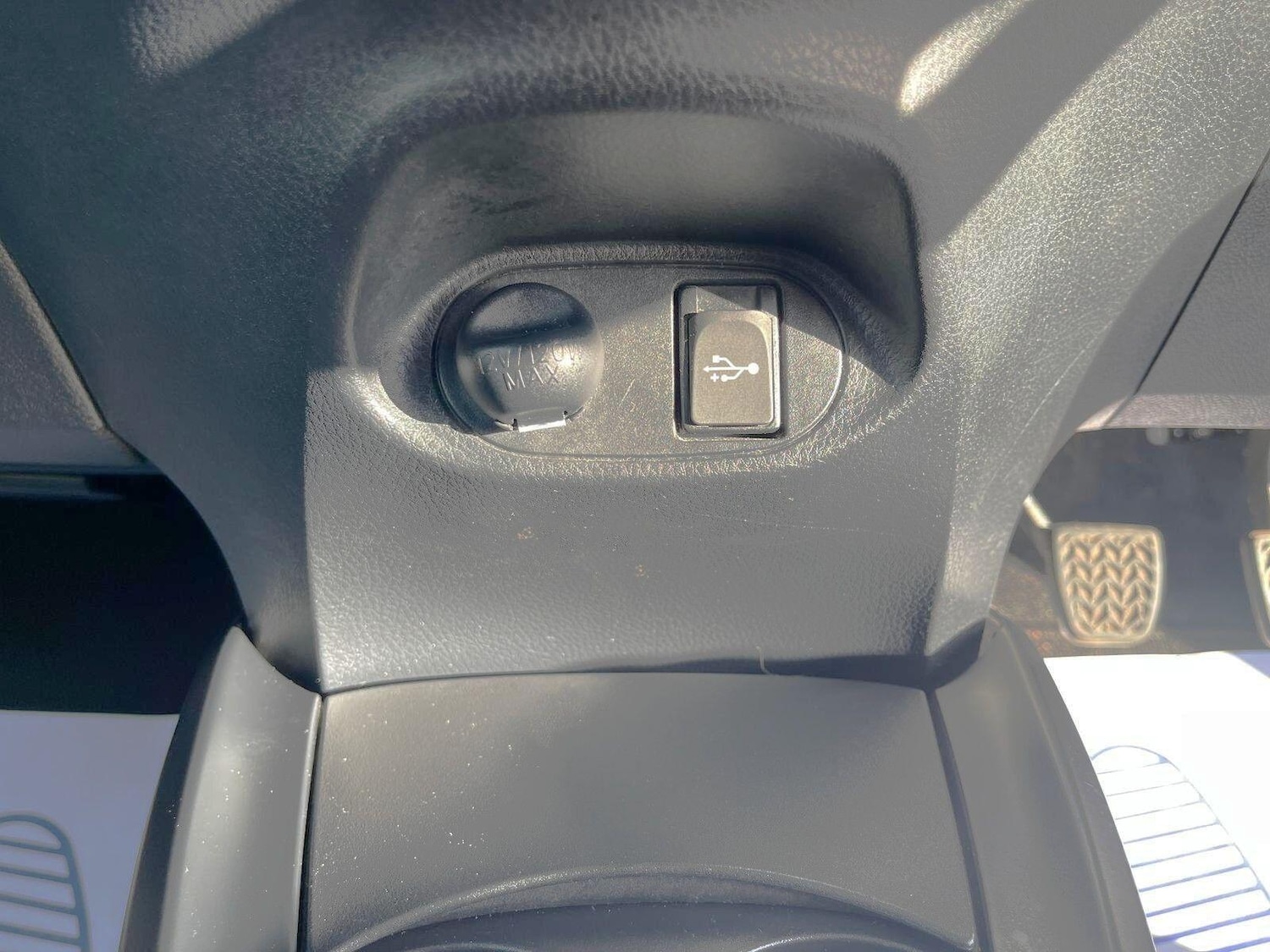 Used Toyota Yaris 2016 for sale - 76579886: Photo 26