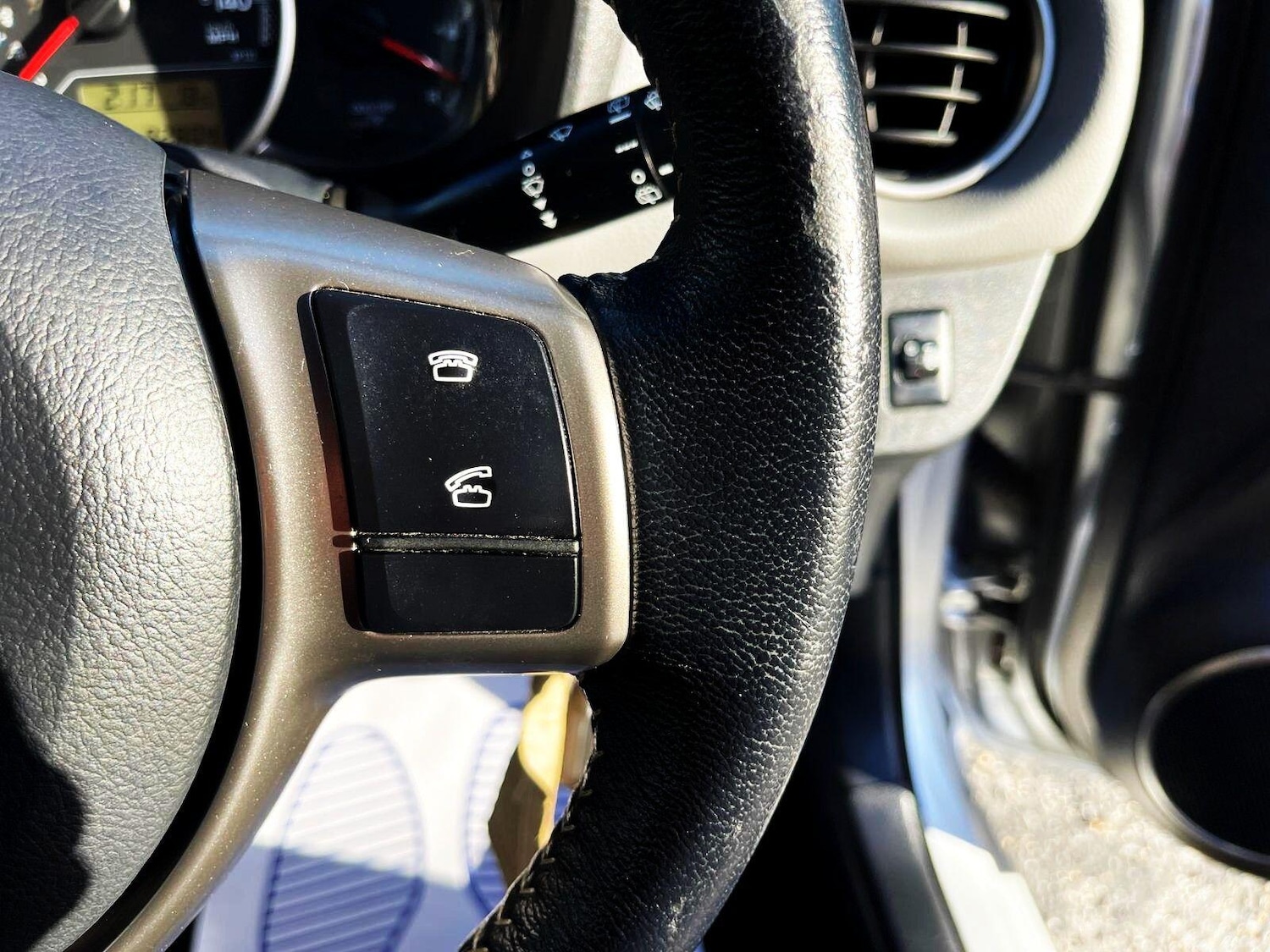 Used Toyota Yaris 2016 for sale - 76579886: Photo 29