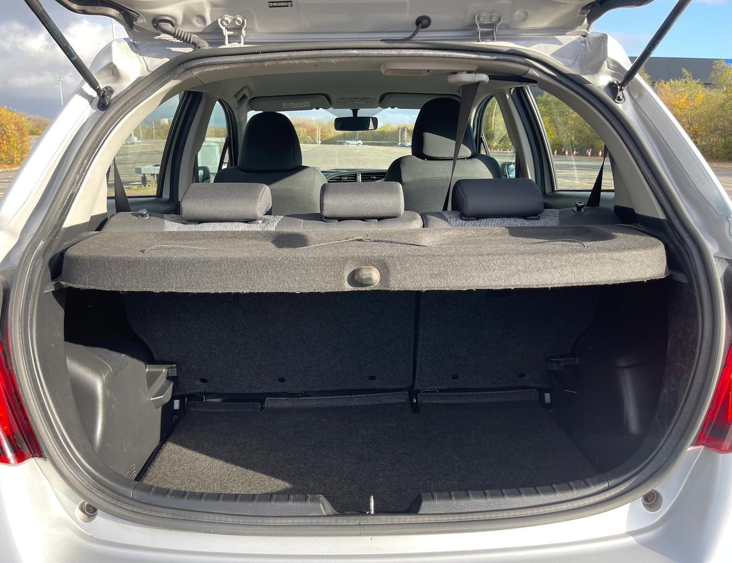 Used Toyota Yaris 2016 for sale - 76579886: Photo 41