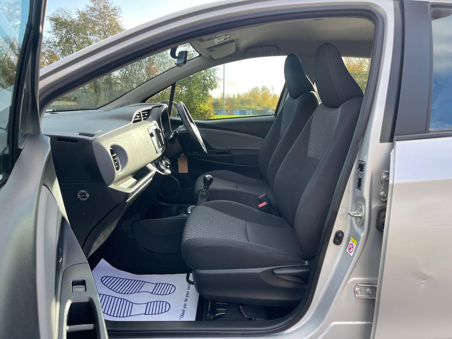 Used Toyota Yaris 2016 for sale - 76579886: Photo 46