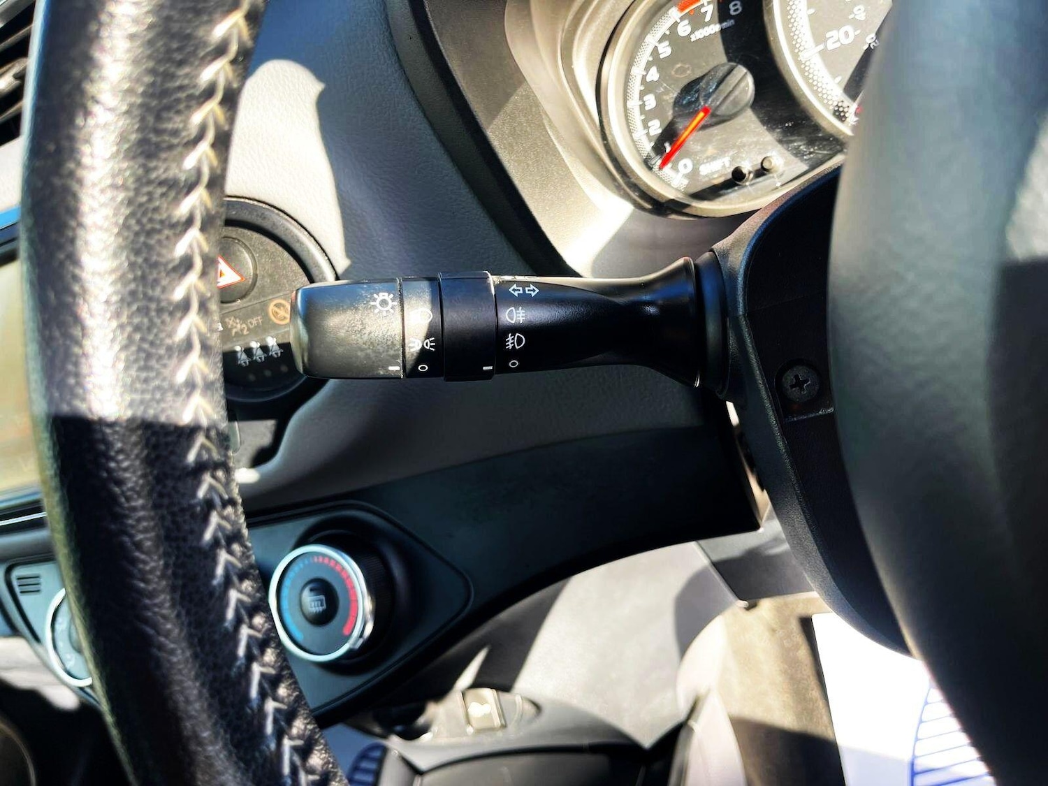 Used Toyota Yaris 2016 for sale - 76579886: Photo 48