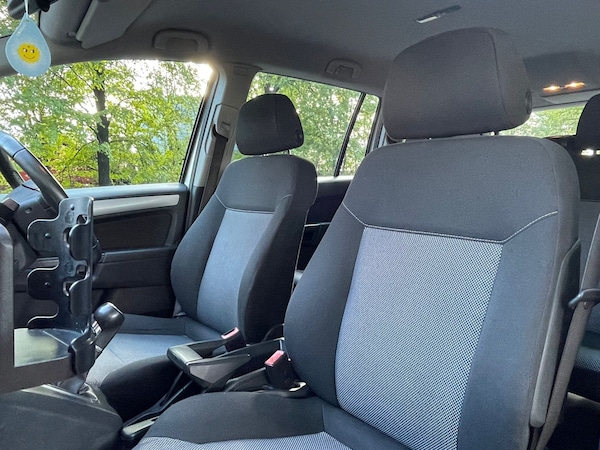 Used Vauxhall Zafira 2013 for sale - 75972283: Photo 24