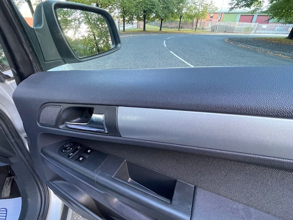 Used Vauxhall Zafira 2013 for sale - 75972283: Photo 45