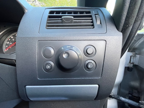 Used Vauxhall Zafira 2013 for sale - 75972283: Photo 46