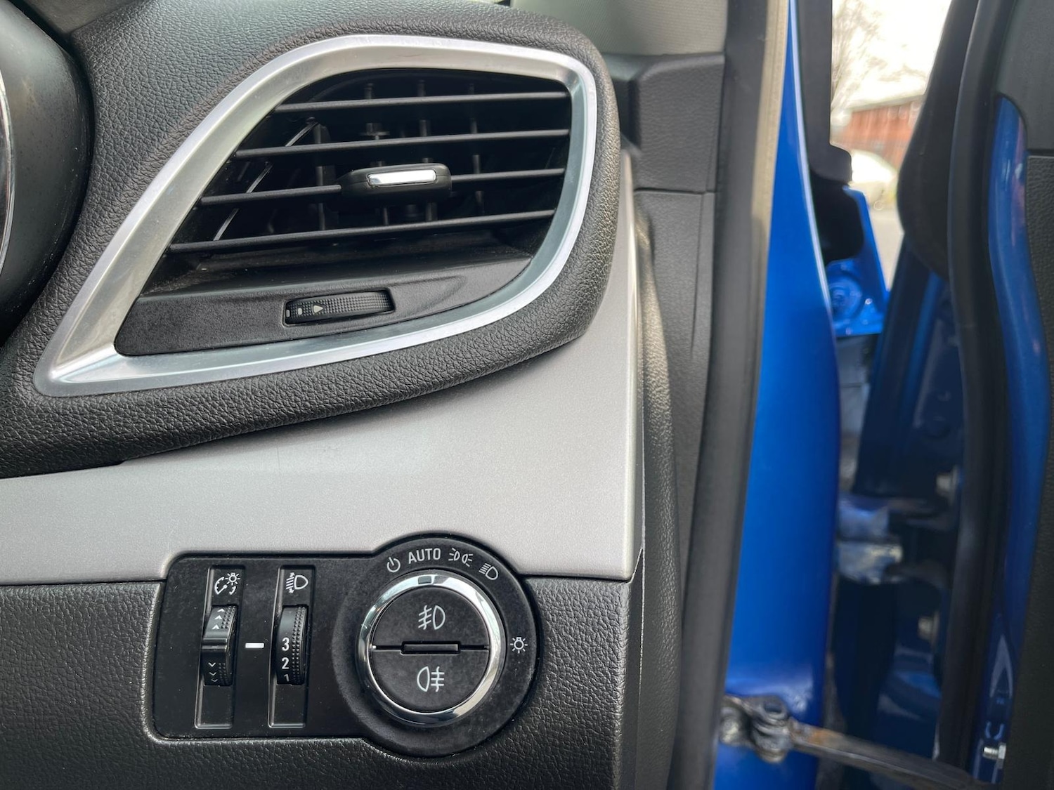 Used Vauxhall Mokka 2016 for sale - 77556926: Photo 30