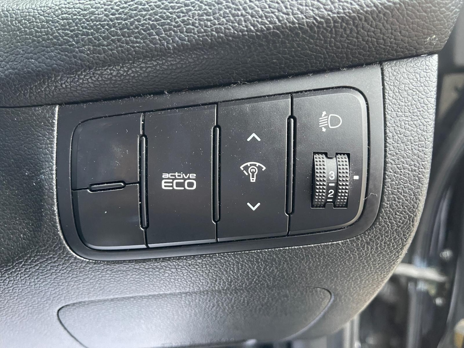 Used Kia Ceed 2014 for sale - 76623136: Photo 31