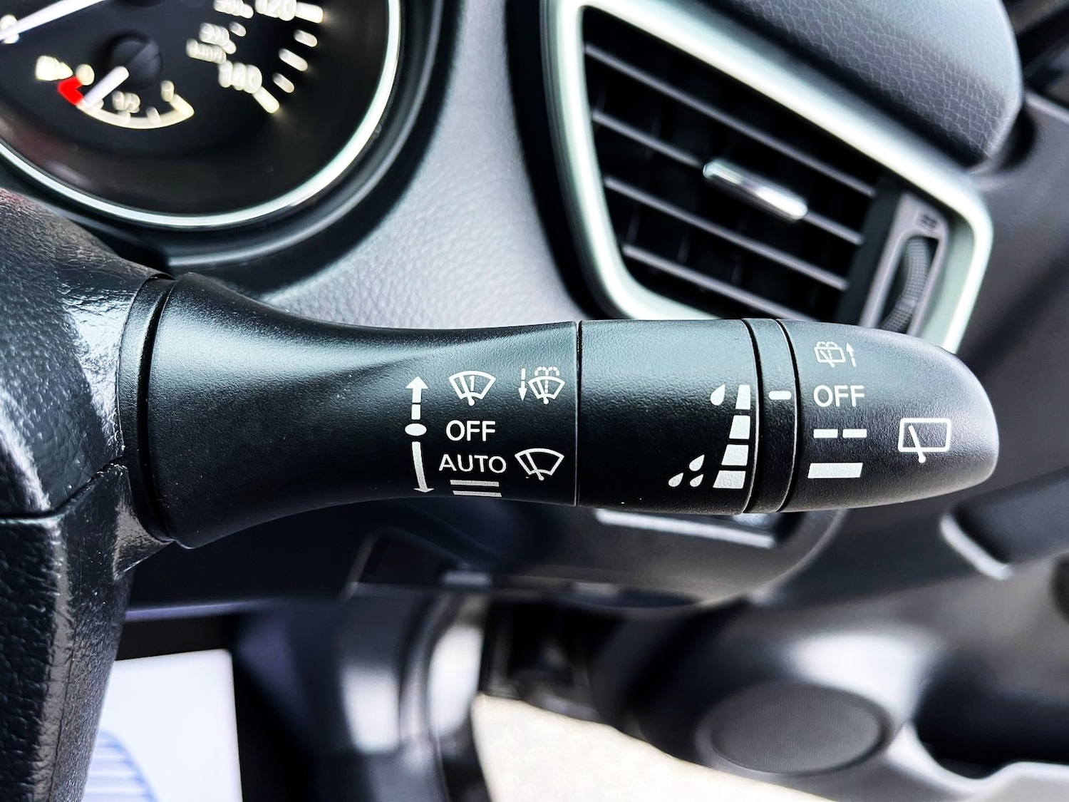 Used Nissan Qashqai 2016 for sale - 76984278: Photo 23