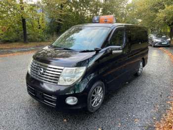 Used Nissan Elgrand  for sale - 72288695: Photo