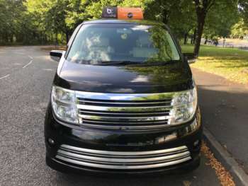 Used Nissan Elgrand  for sale - 70266295: Photo