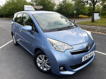 Used Toyota Verso 2012 for sale - 75873982: Photo