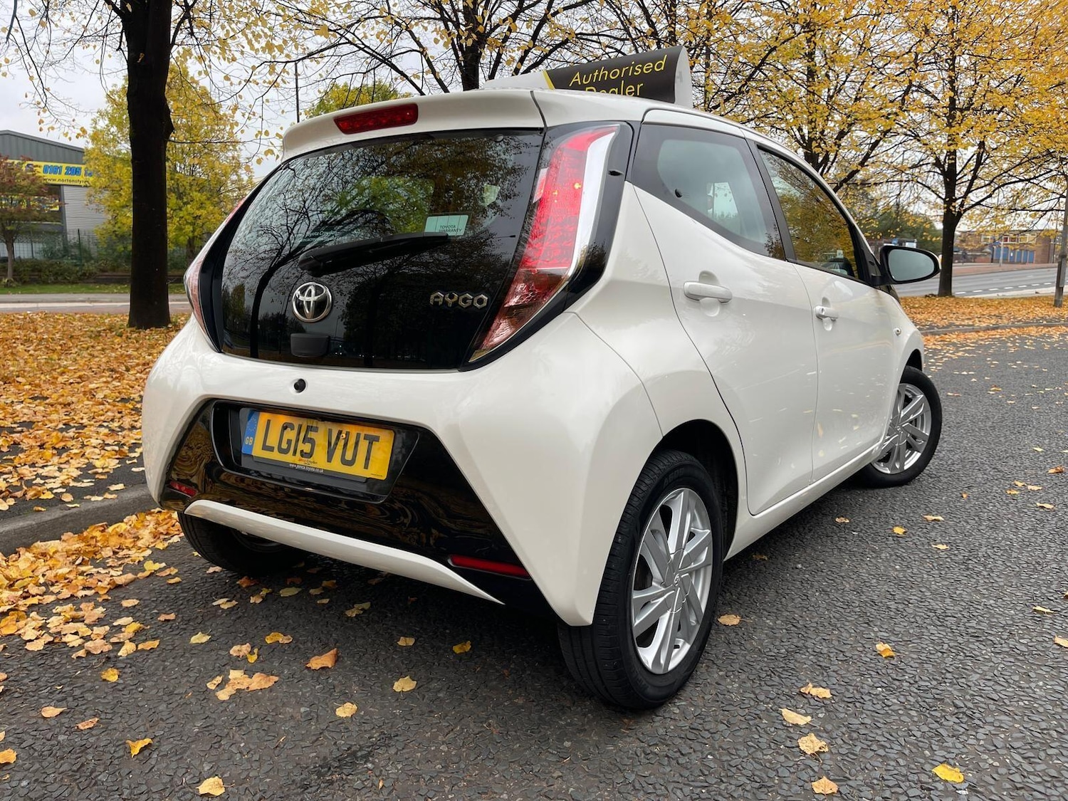 Used Toyota AYGO 2015 for sale - 76593418: Photo 10