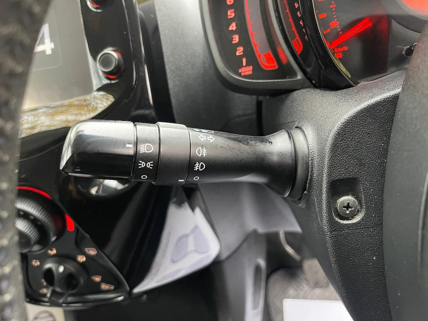 Used Toyota AYGO 2015 for sale - 76593418: Photo 37