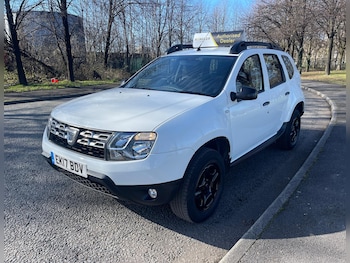 Used Dacia Duster 2017 for sale - 77702004: Photo