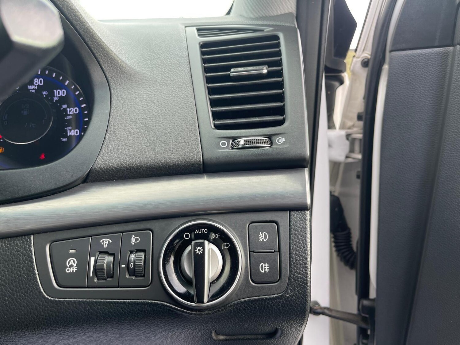 Used Hyundai i40 2015 for sale - 76593404: Photo 38