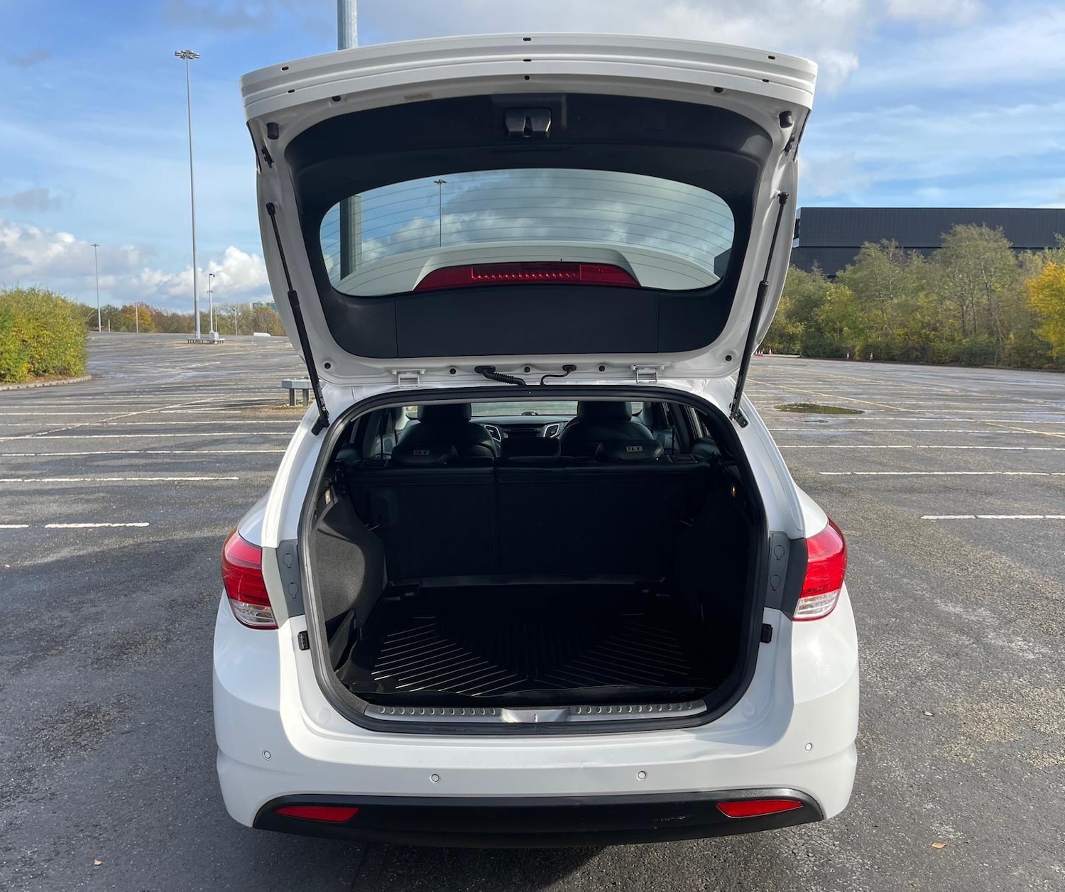 Used Hyundai i40 2015 for sale - 76593404: Photo 53