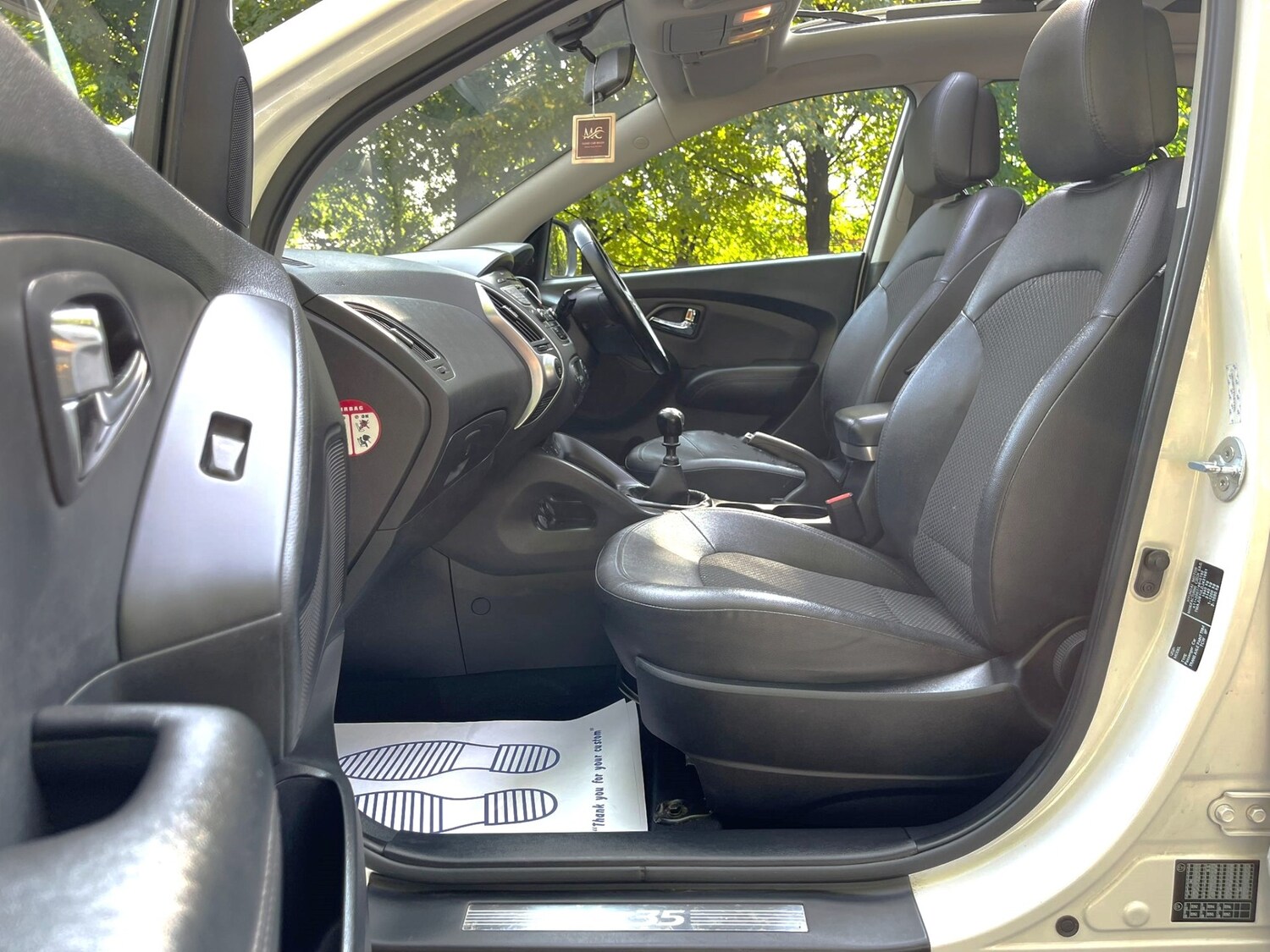 Vehicle 29