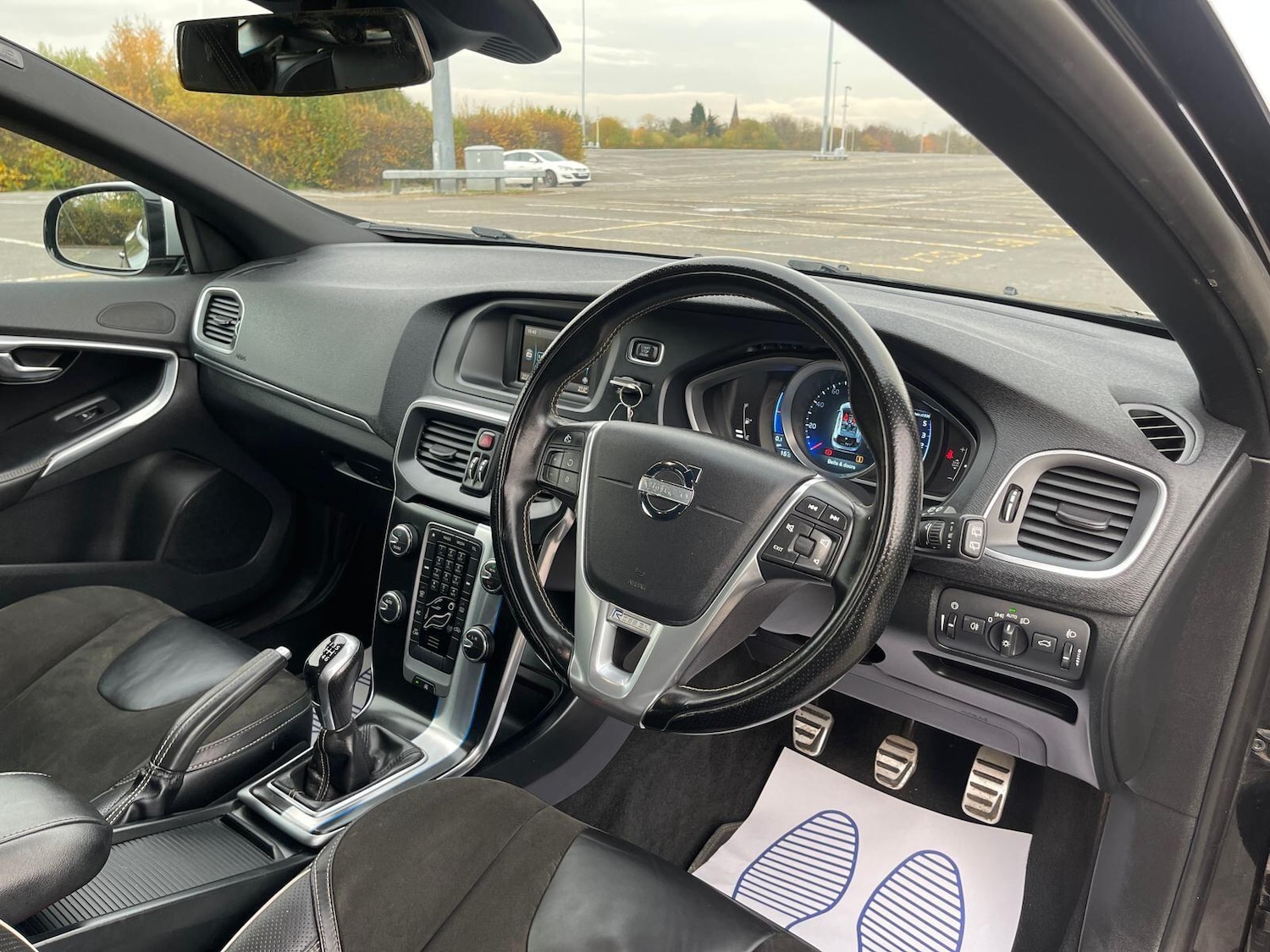 Used Volvo V40 2014 for sale - 76593414: Photo 18