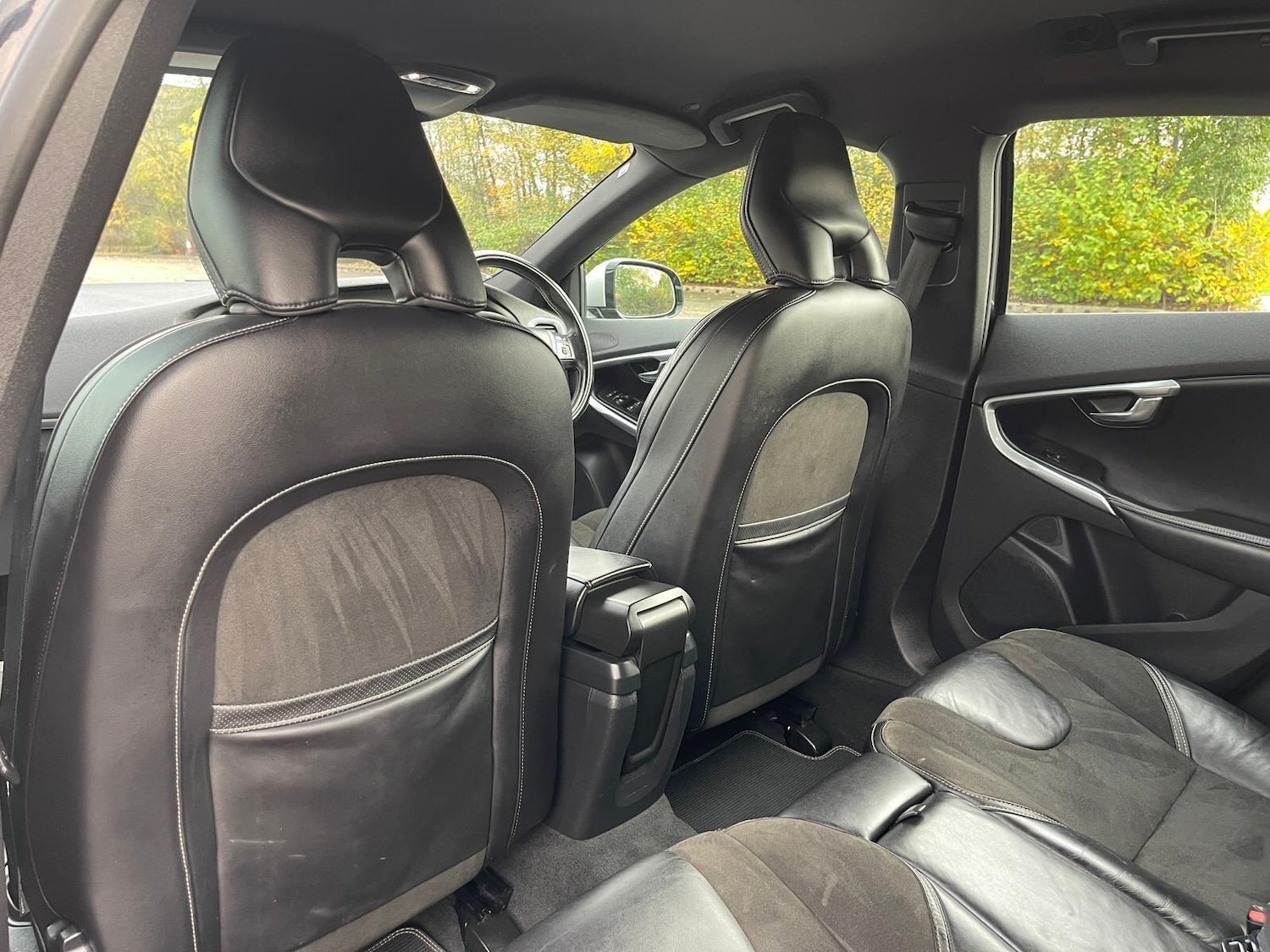 Used Volvo V40 2014 for sale - 76593414: Photo 28