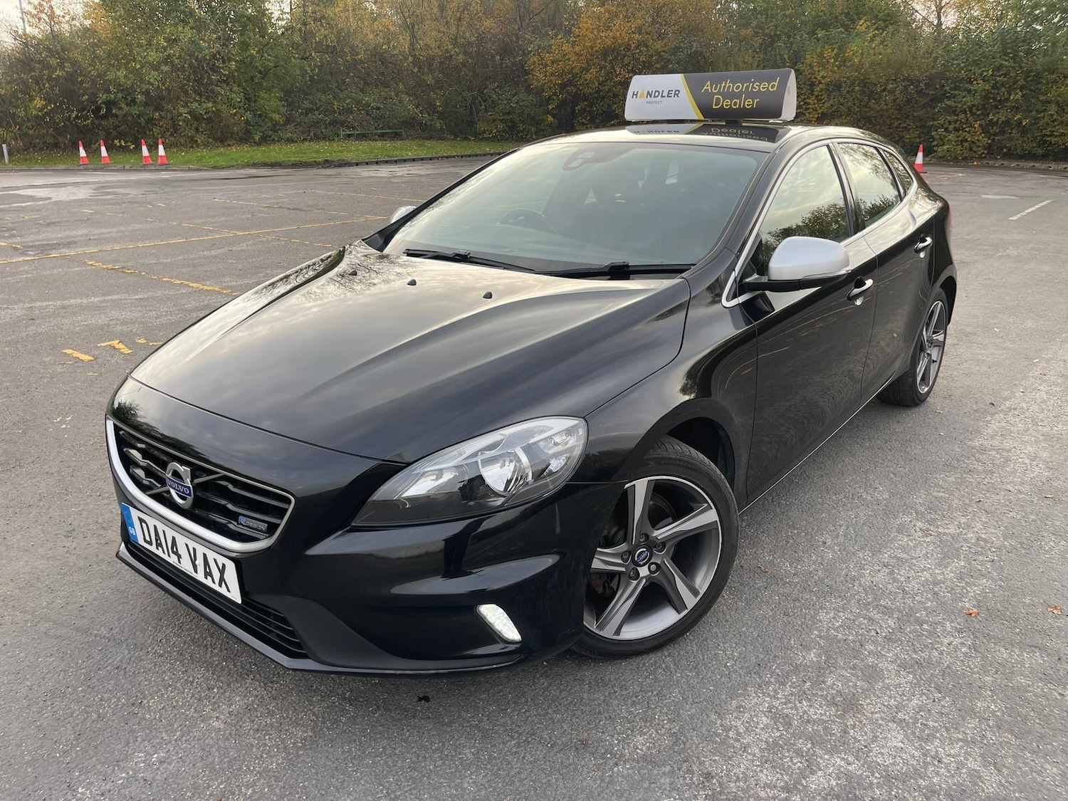 Used Volvo V40 2014 for sale - 76593414: Photo 3