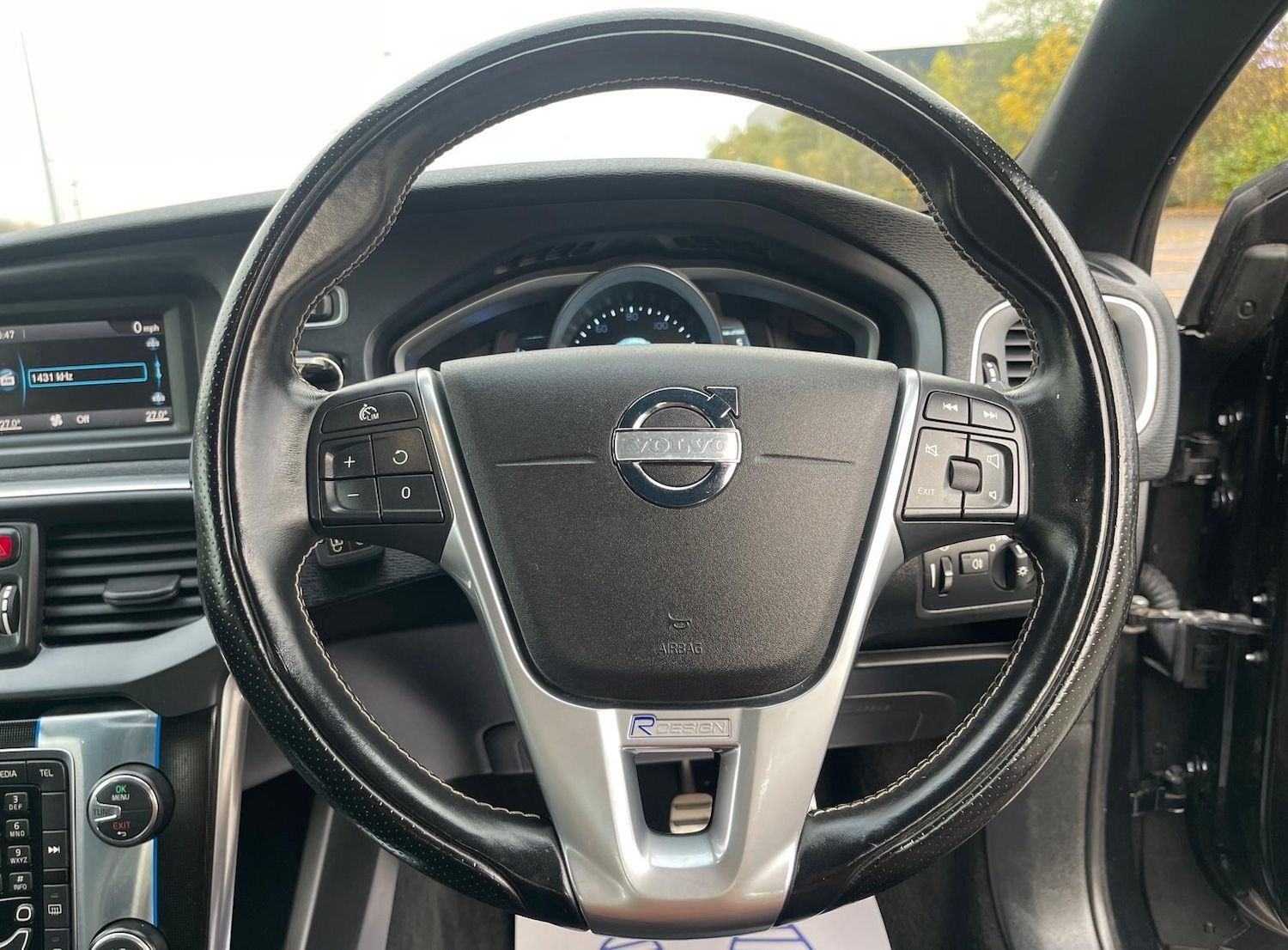 Used Volvo V40 2014 for sale - 76593414: Photo 43