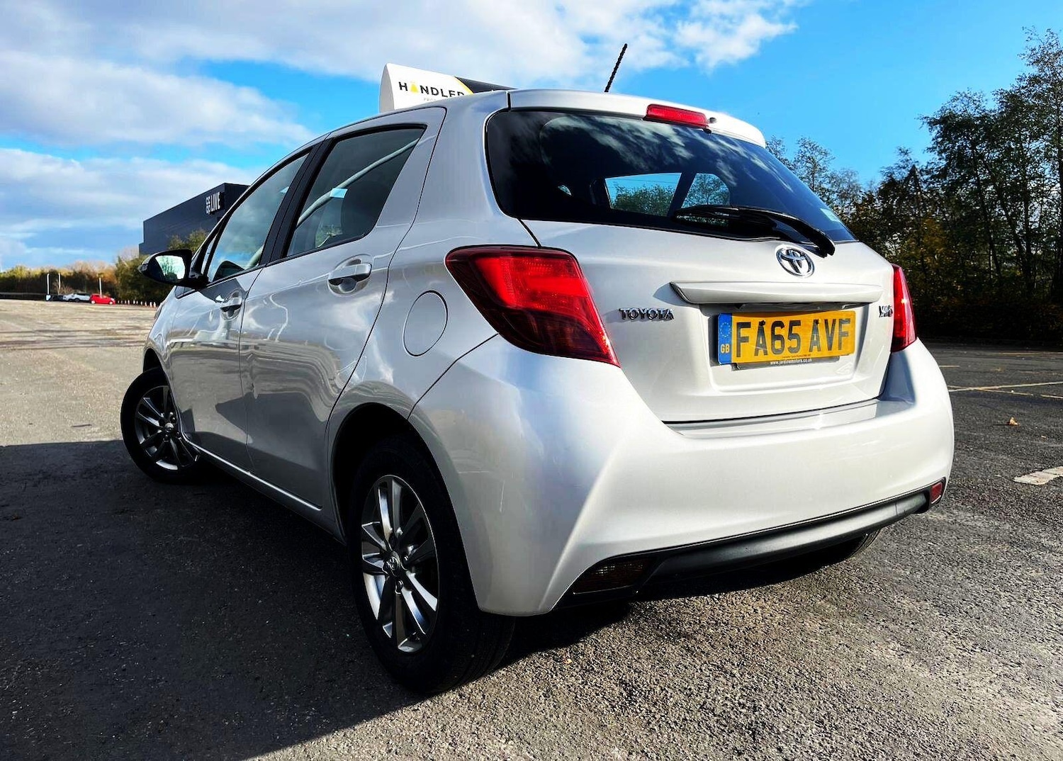 Used Toyota Yaris 2016 for sale - 76623134: Photo 12