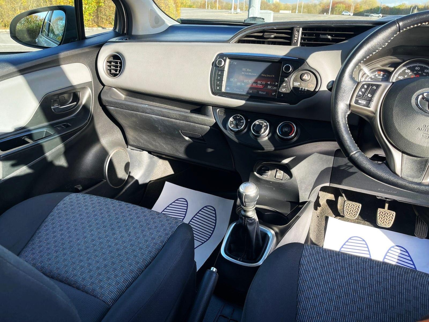 Used Toyota Yaris 2016 for sale - 76623134: Photo 15