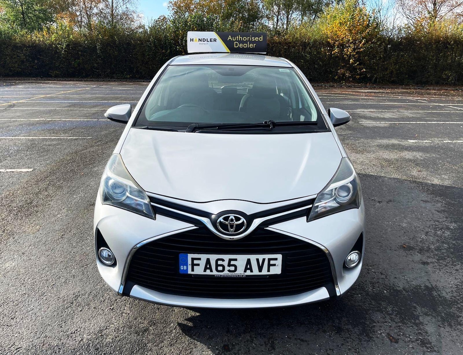 Used Toyota Yaris 2016 for sale - 76623134: Photo 2