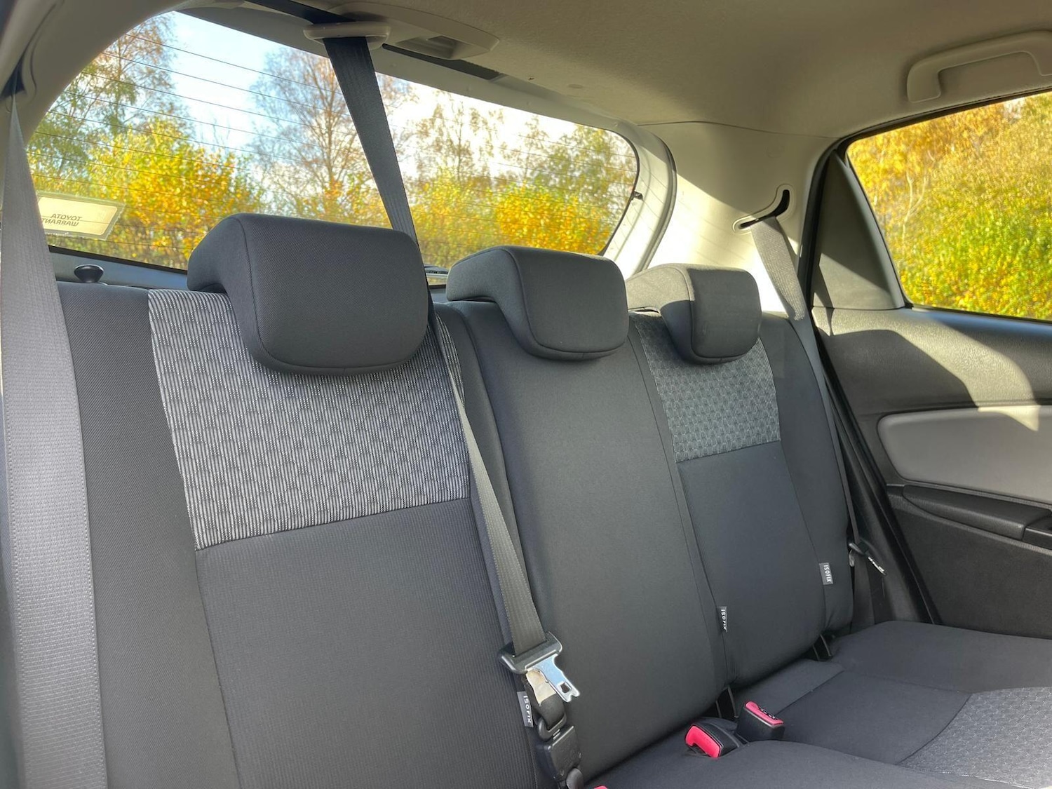 Used Toyota Yaris 2016 for sale - 76623134: Photo 20