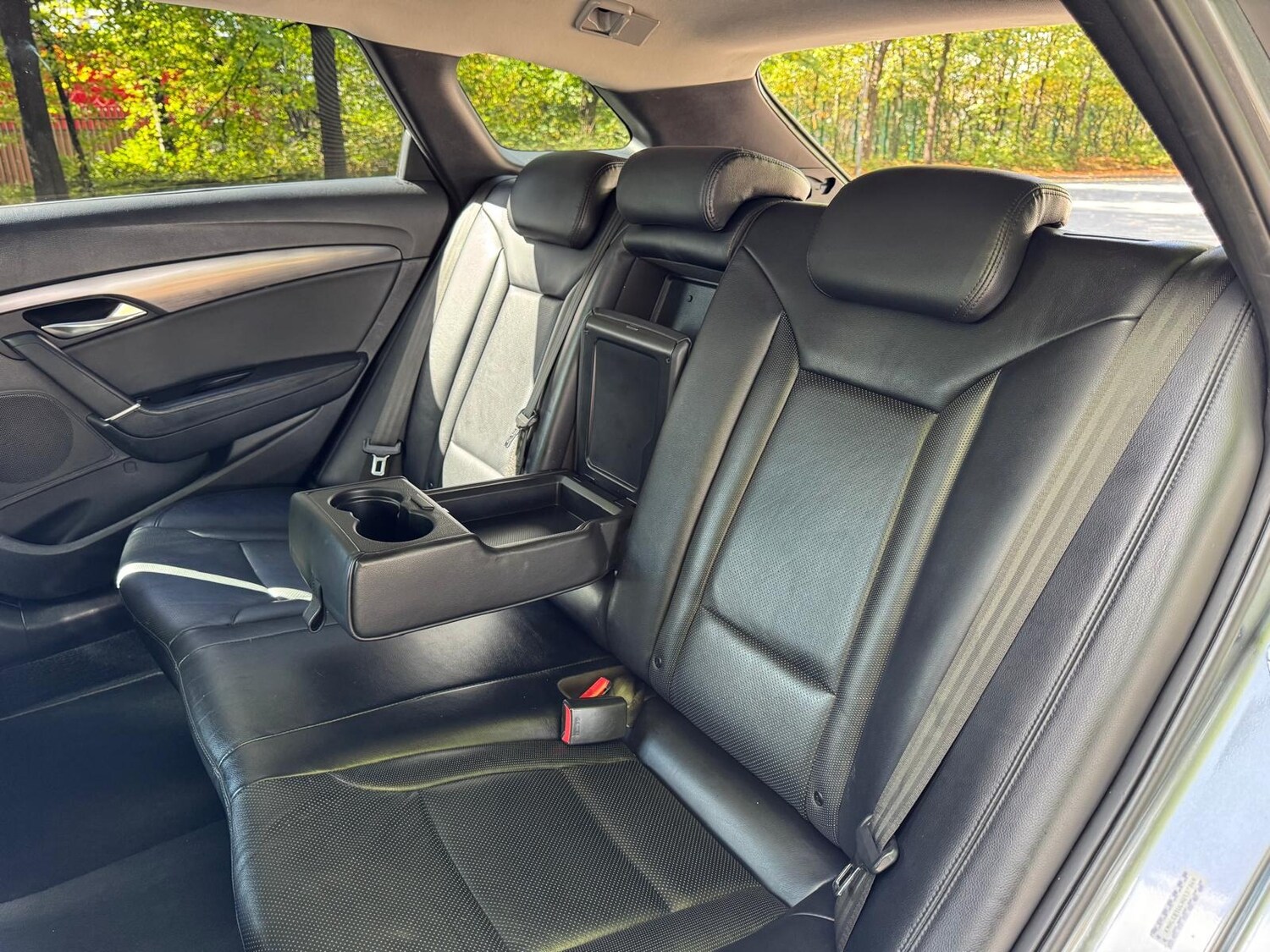 Vehicle 27