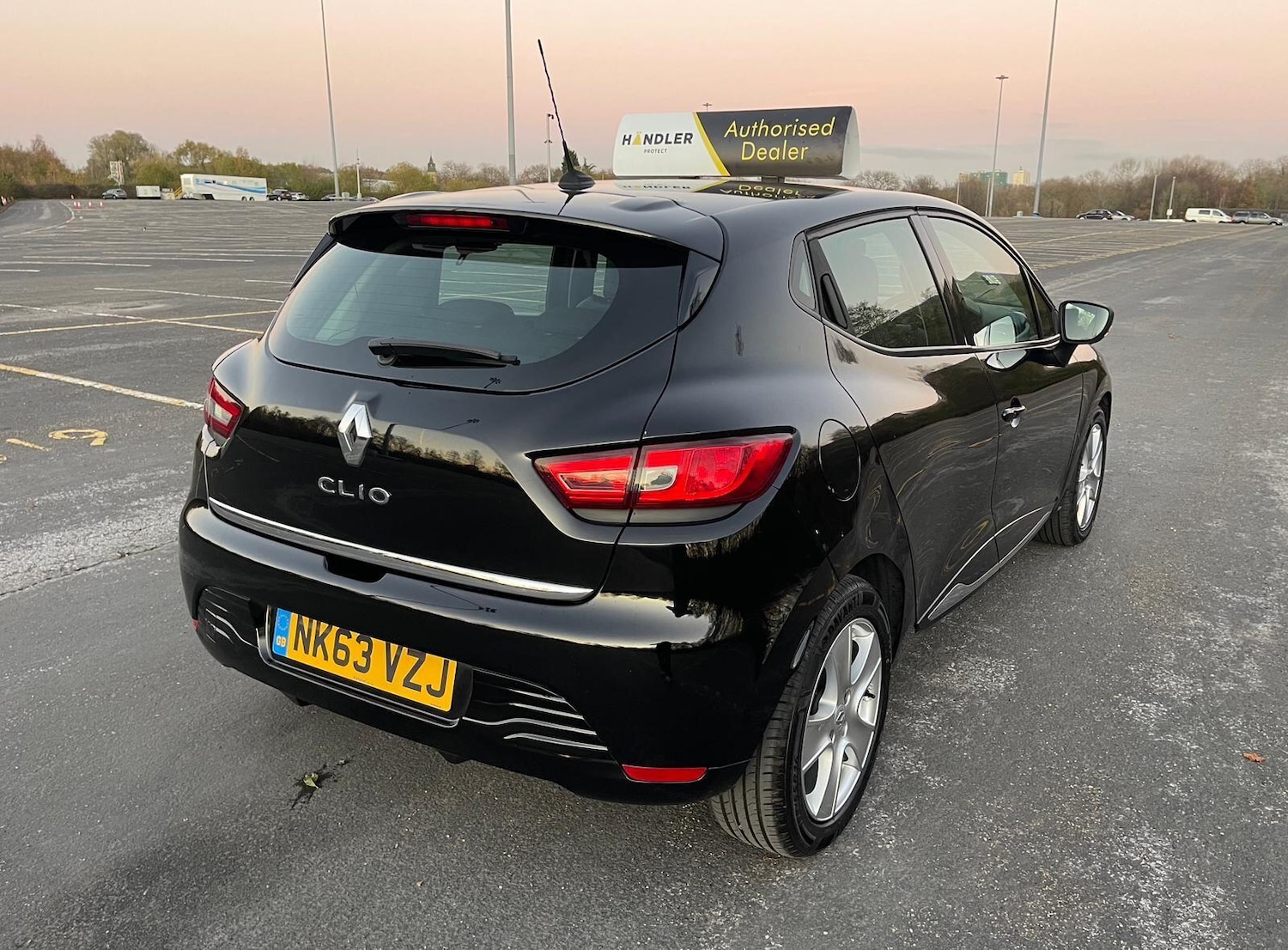 Used Renault Clio 2013 for sale - 76593395: Photo 12