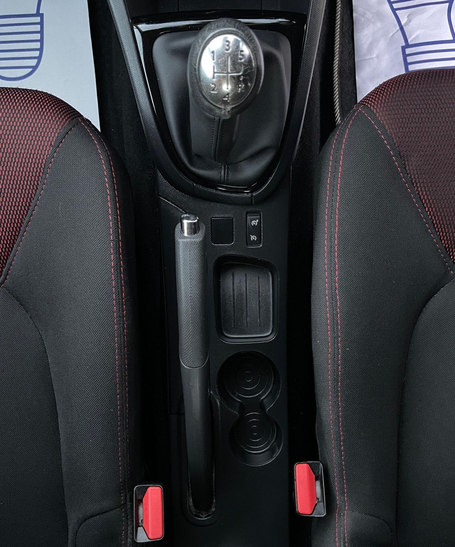 Used Renault Clio 2013 for sale - 76593395: Photo 16