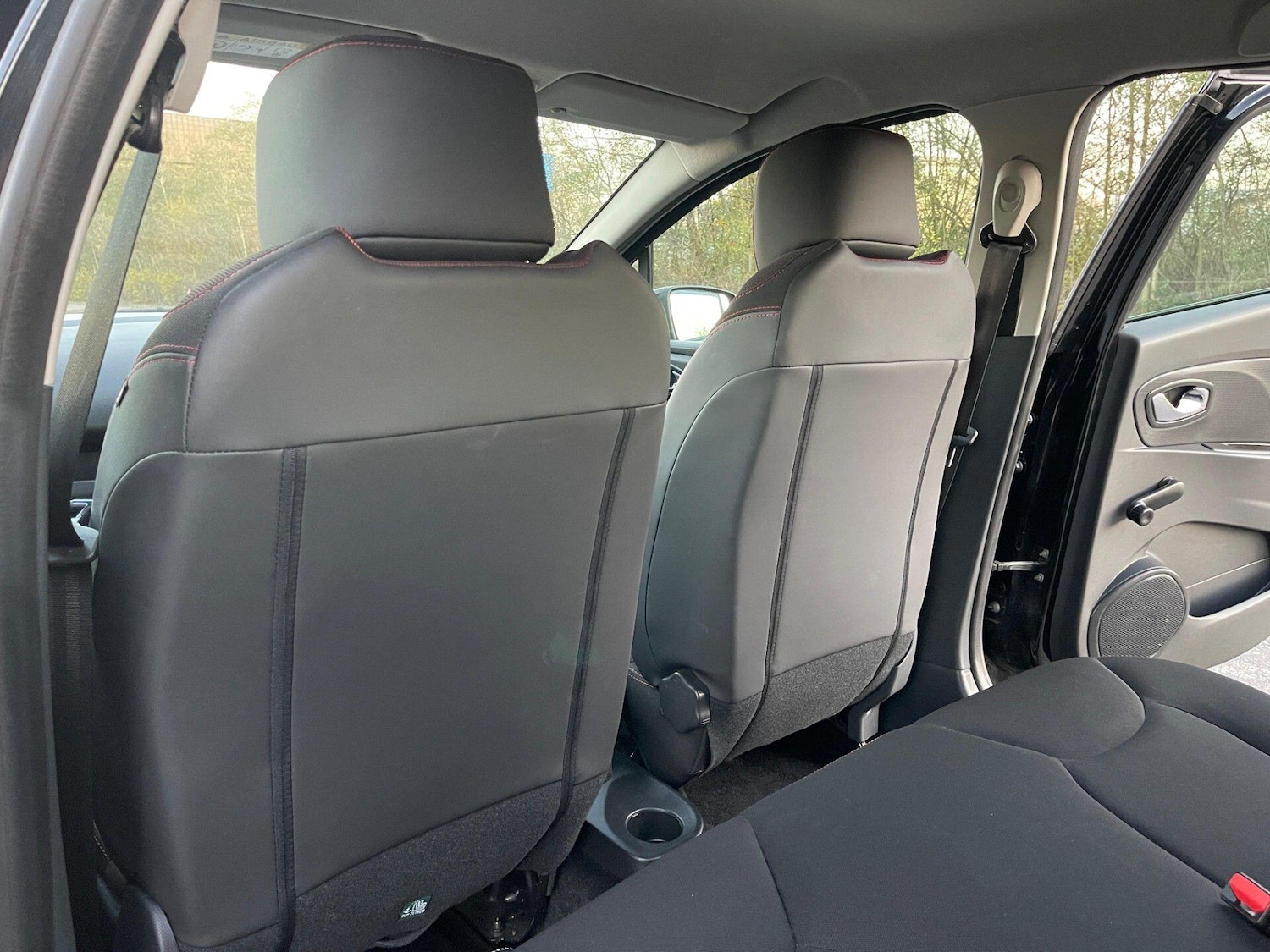 Used Renault Clio 2013 for sale - 76593395: Photo 23