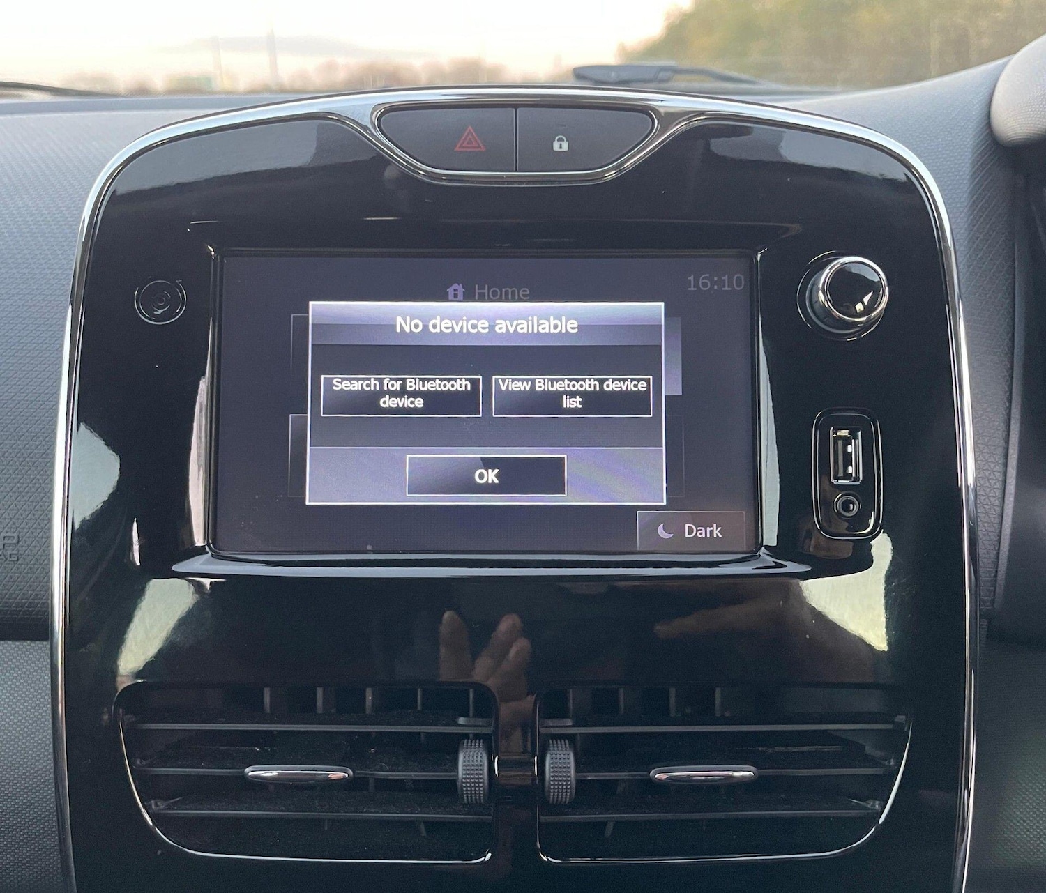 Used Renault Clio 2013 for sale - 76593395: Photo 38