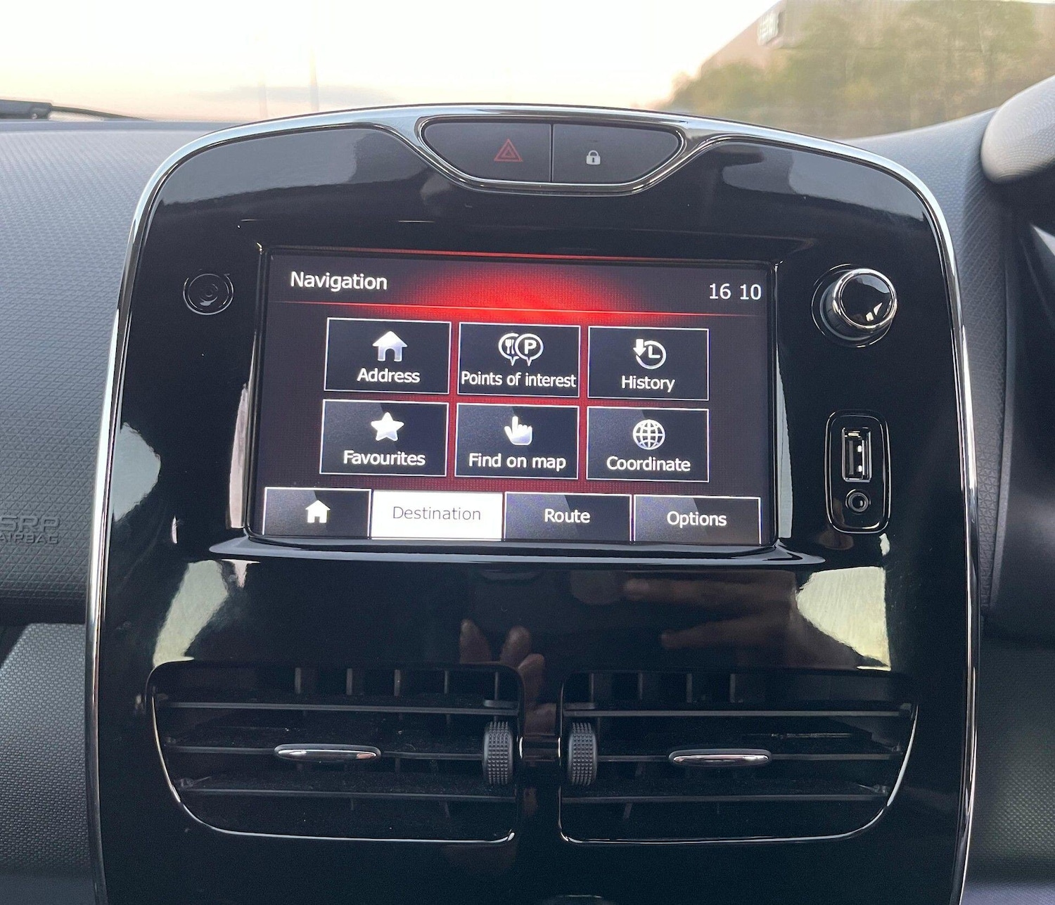 Used Renault Clio 2013 for sale - 76593395: Photo 39