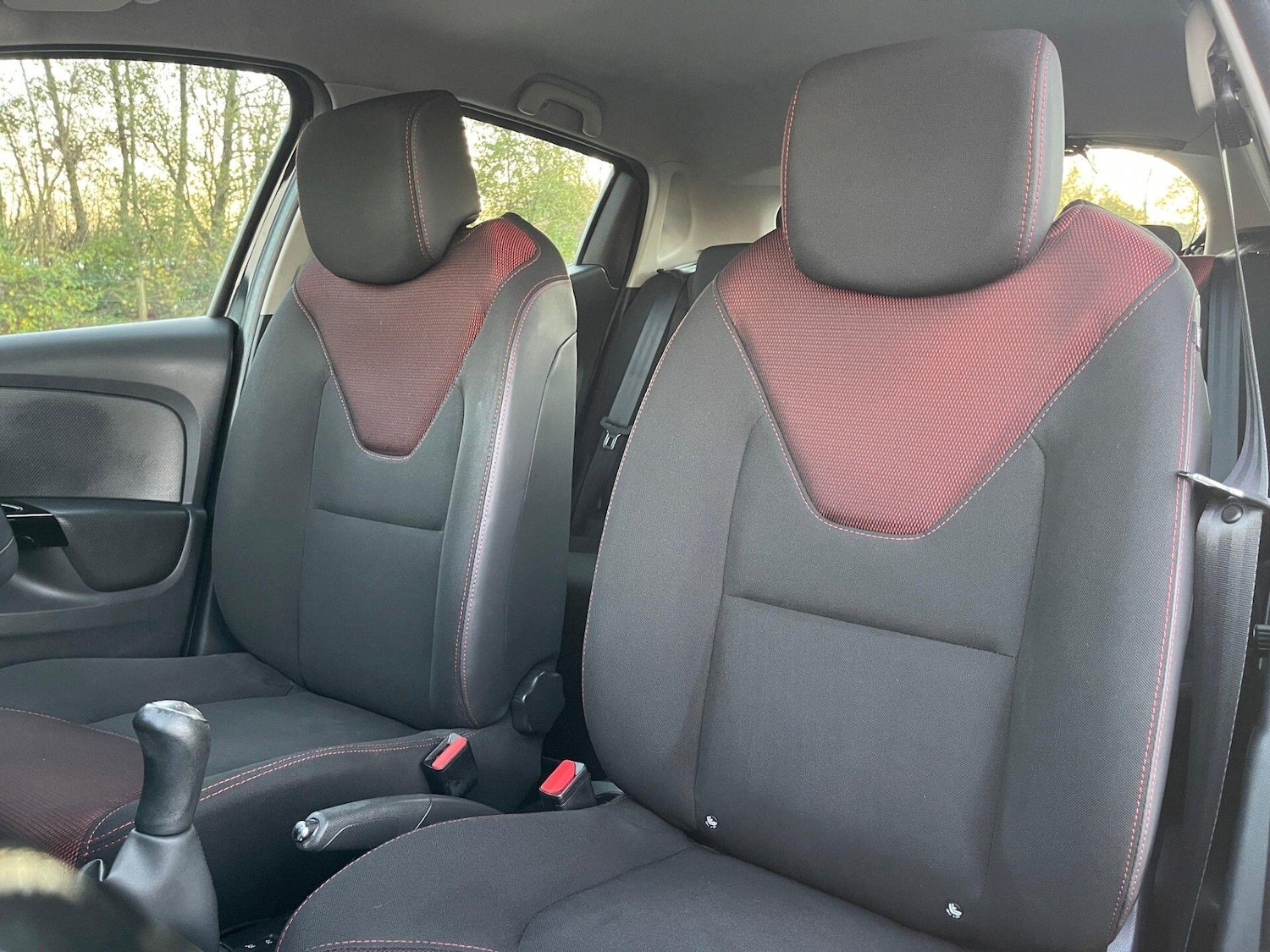 Used Renault Clio 2013 for sale - 76593395: Photo 47