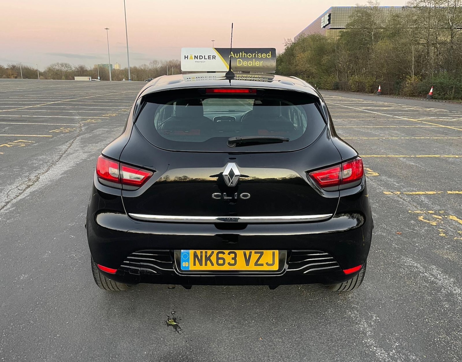 Used Renault Clio 2013 for sale - 76593395: Photo 9