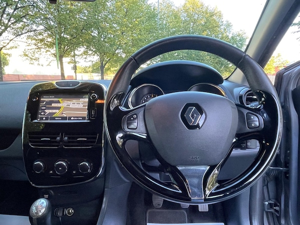 Used Renault Clio 2013 for sale - 76017243: Photo 30