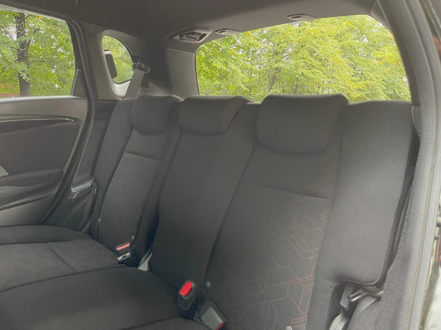 Used Honda Fit for sale - 76593409: Photo 31