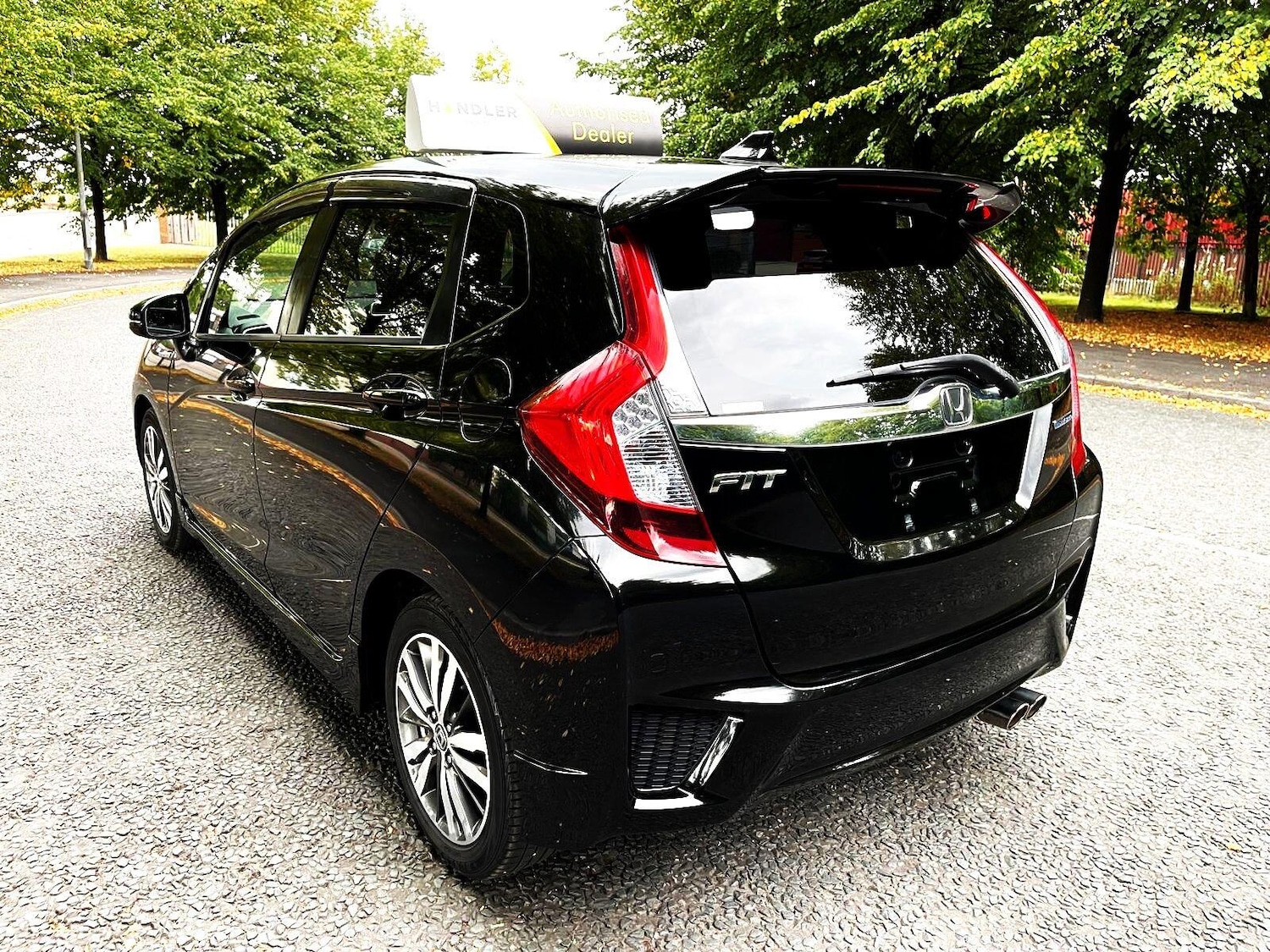 Used Honda Fit for sale - 76593409: Photo 5